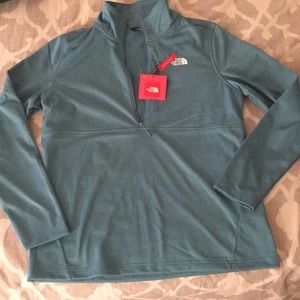 North Face half zip pull over